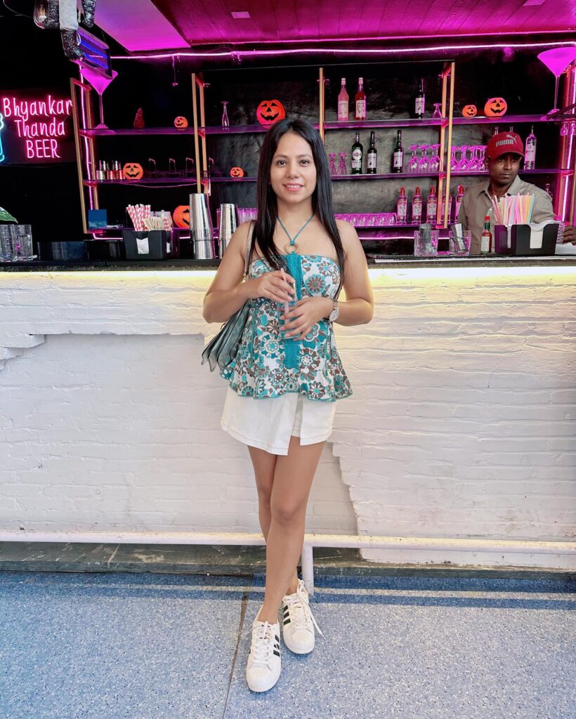travel_blogger_bunny-20241109-0001